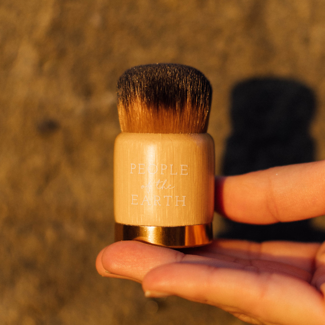 FREE KABUKI BRUSH