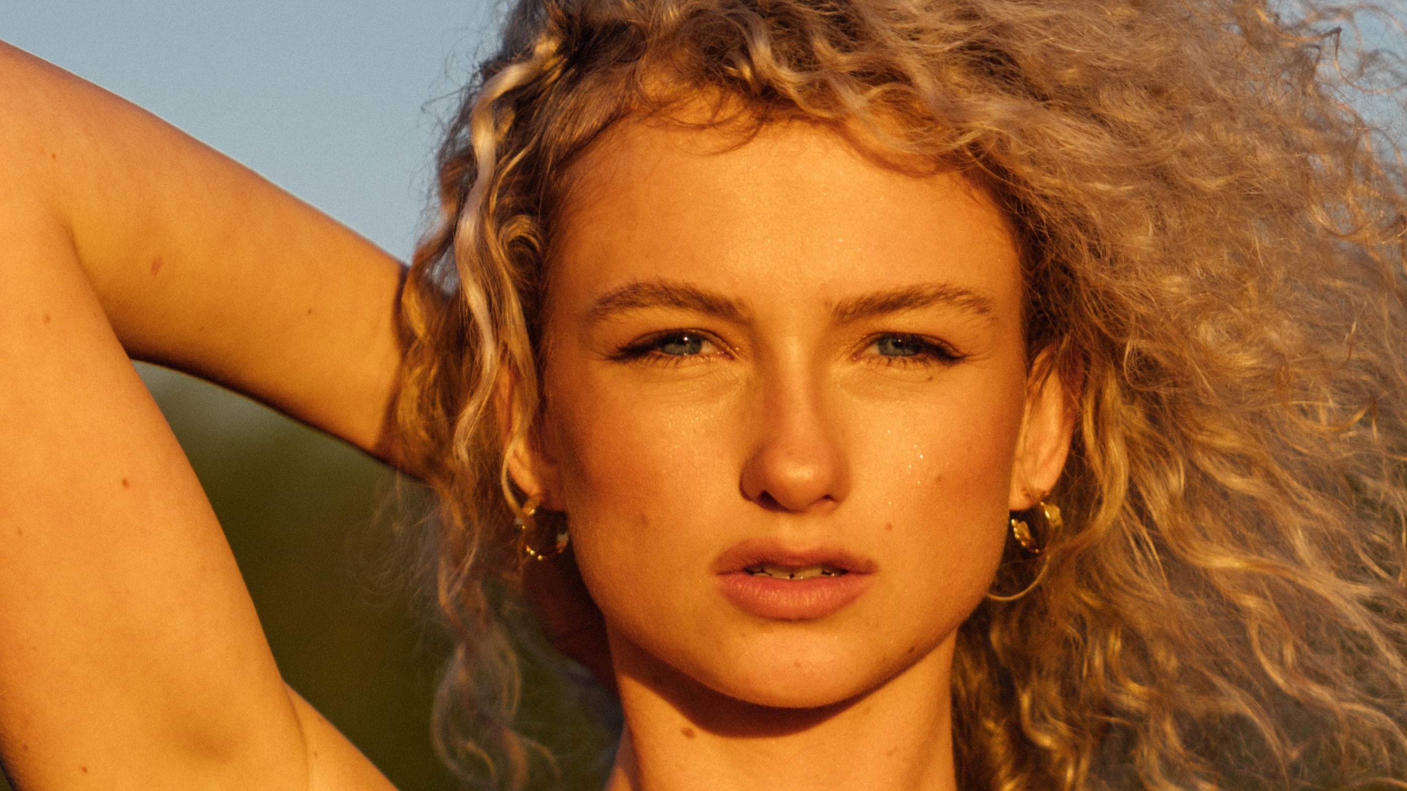 people-of-the-earth-bioactive-skincare-organic-reef-safe-surf-zinc